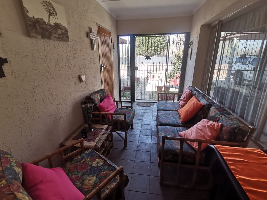 5 Bedroom Property for Sale in Senekal Free State